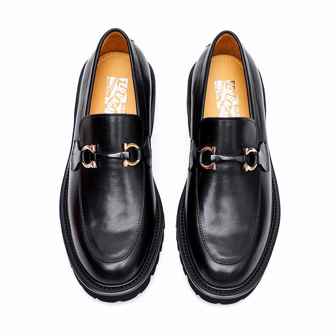 微商相册测试鞋子-Salvatore Ferragamo Black Bit Loafers — front