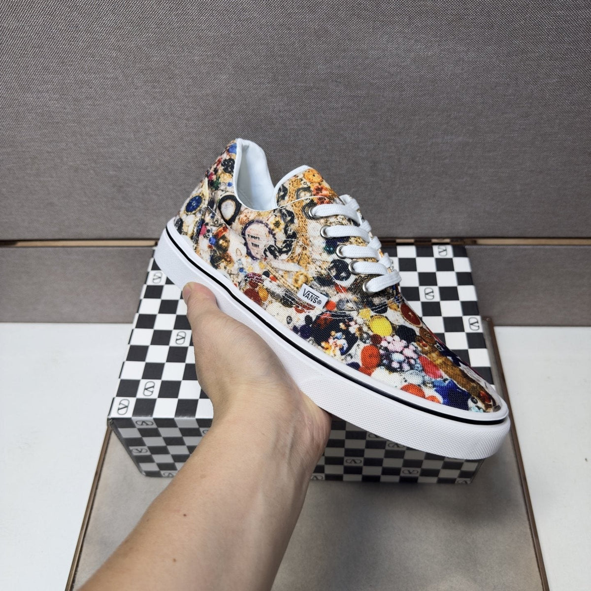 Vans Floral Print Low-Top Sneakers — model