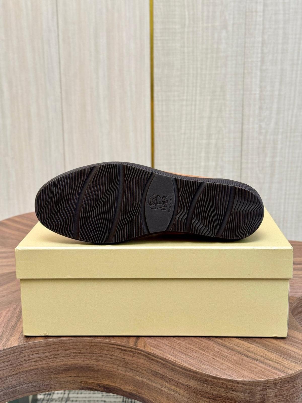 Brunello Cucinelli Tan Low-Top Sneakers — detail